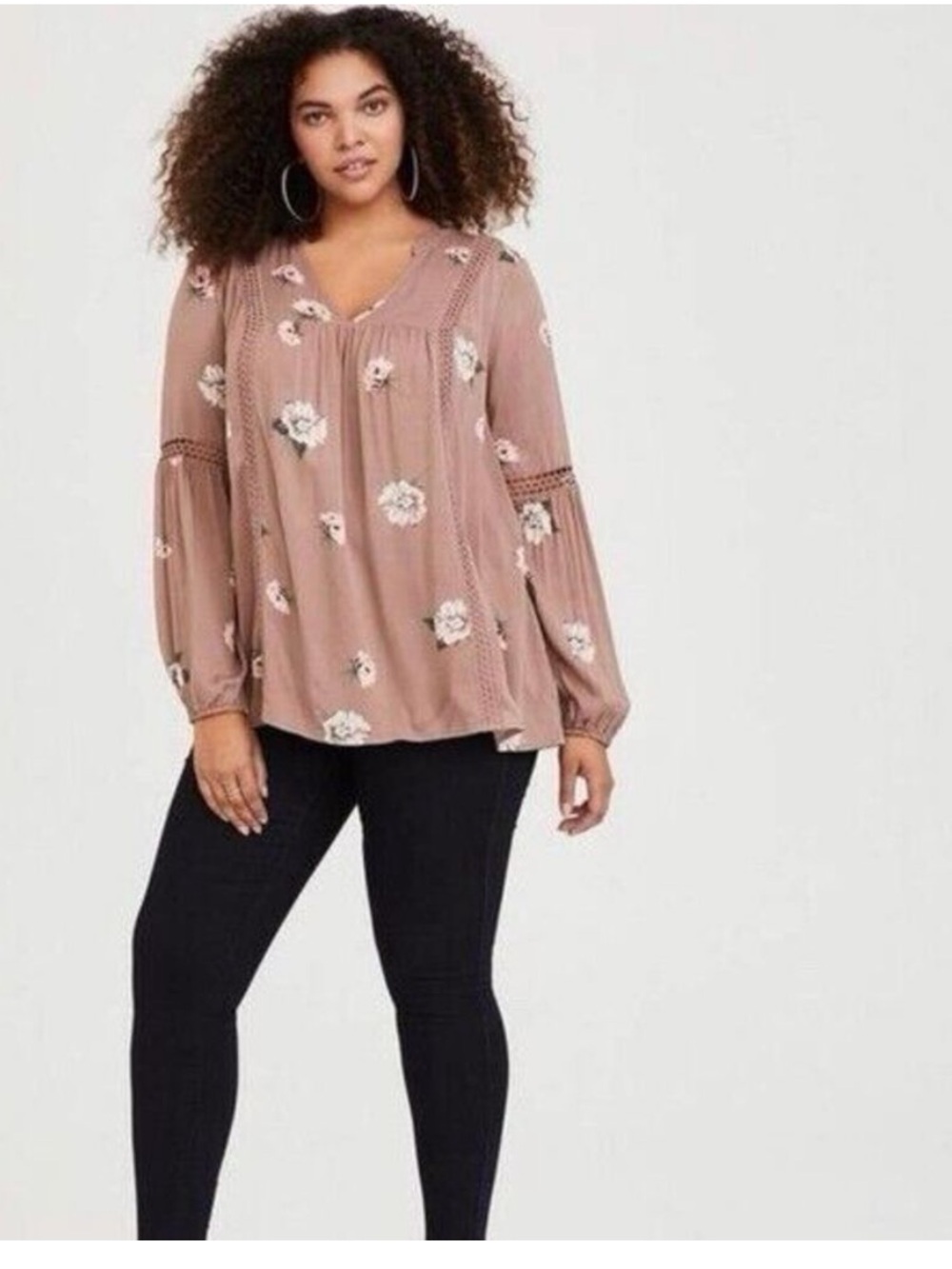 Torrid Floral Crochet Trim Blouse Size 1 Dusty Rose V Neck Boho Rayon